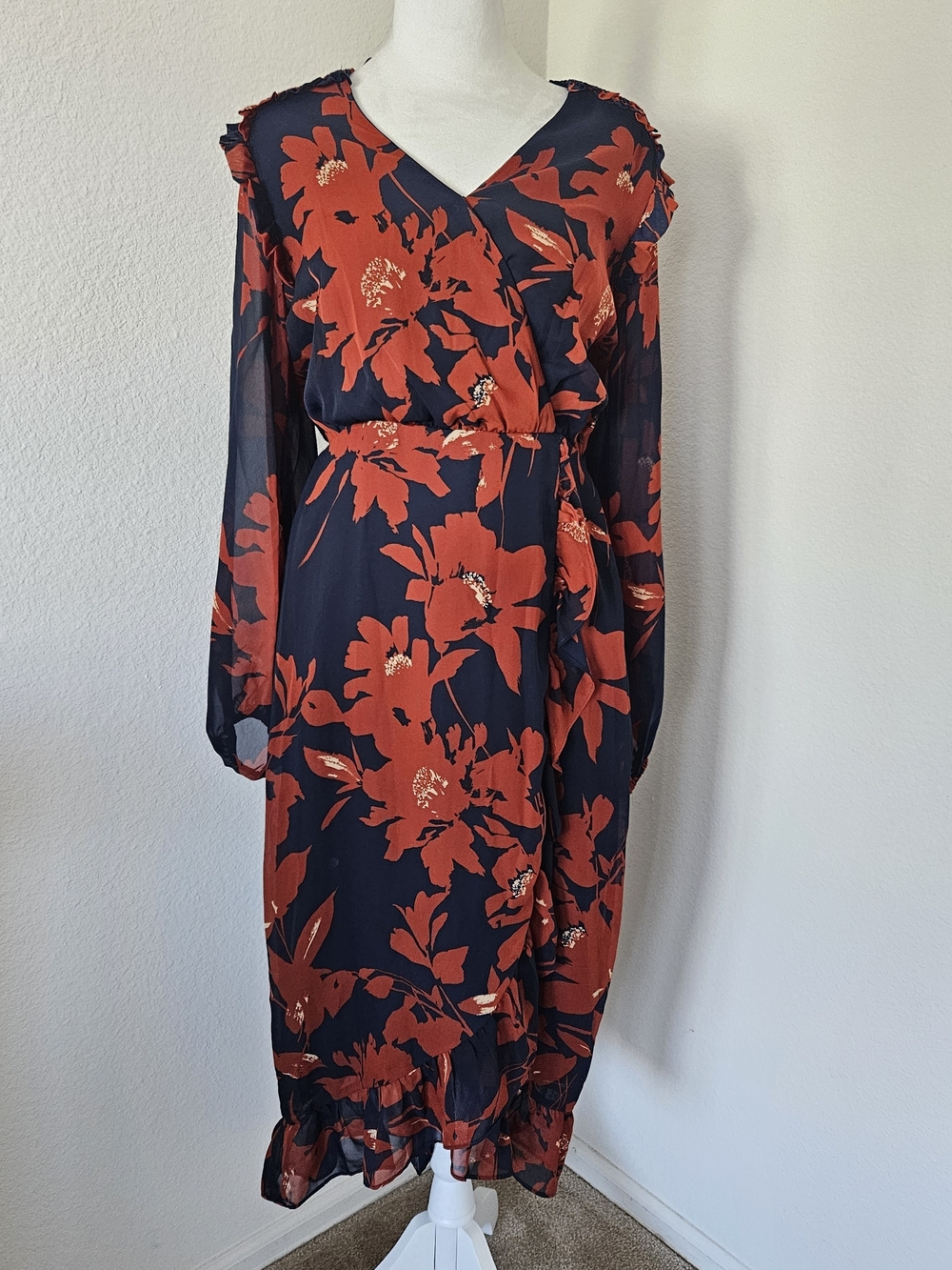 Floral Wrap Midi Dress in Navy with Rust Blooms 52Seven Size 8
